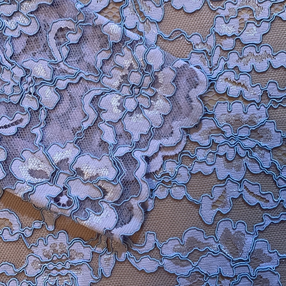 DVF Blouse - Picture 5 of 9